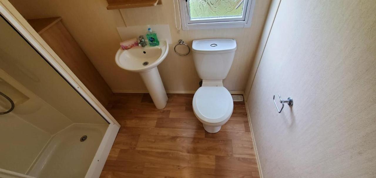 Cosy Caravan In Rhyl North Wales Exterior foto